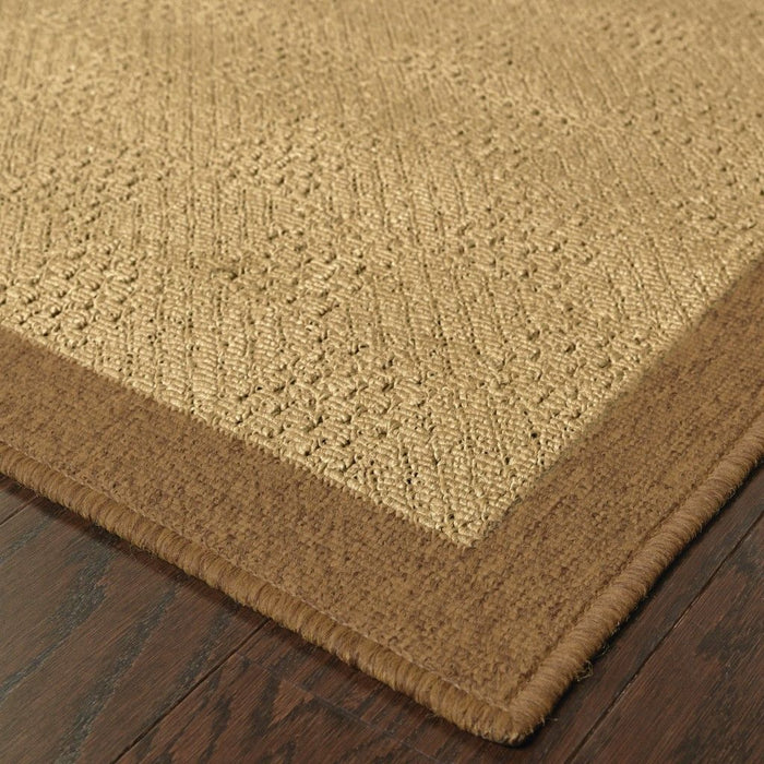 5' X 8' Indoor & Outdoor Area Rug - Beige