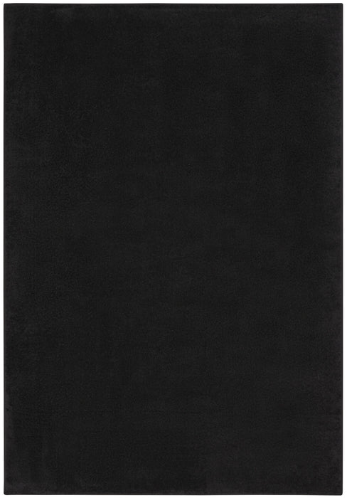 5' X 7' Stain Resistant Indoor / Outdoor Area Rug - Black