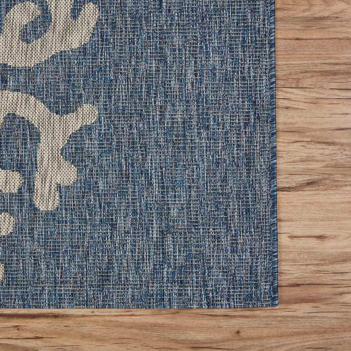 8' X 9' Indoor / Outdoor Area Rug - Blue / Gray