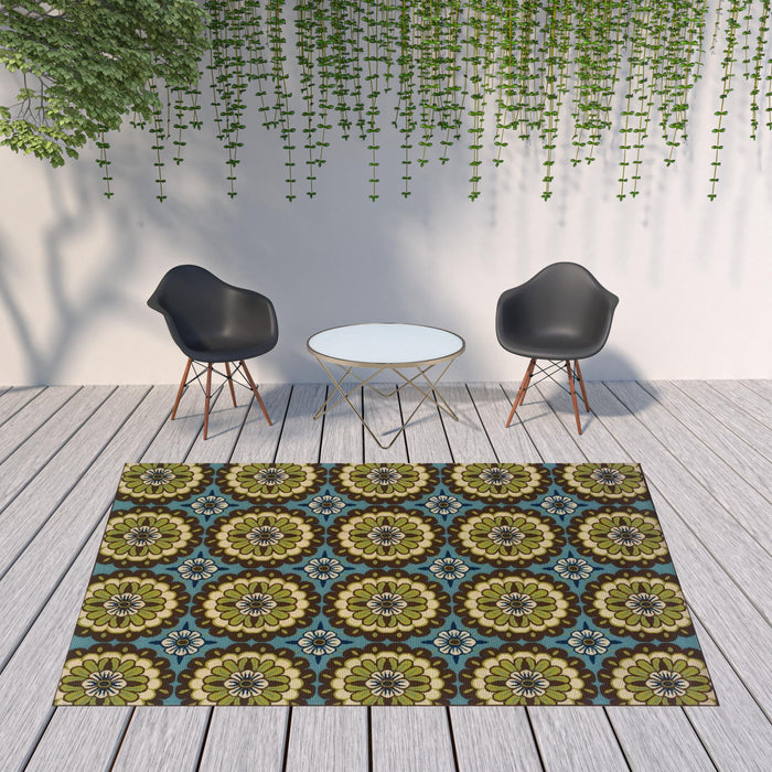 8' X 11' Floral Stain Resistant Indoor / Outdoor Area Rug - Blue / Green