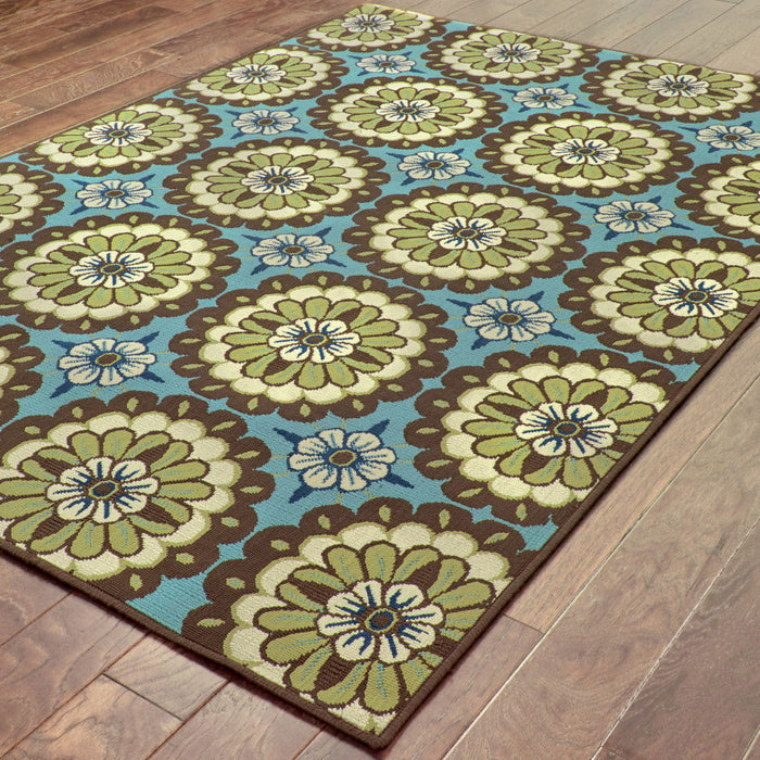 5' X 8' Floral Stain Resistant Outdoor / Indoor Area Rug - Blue / Green