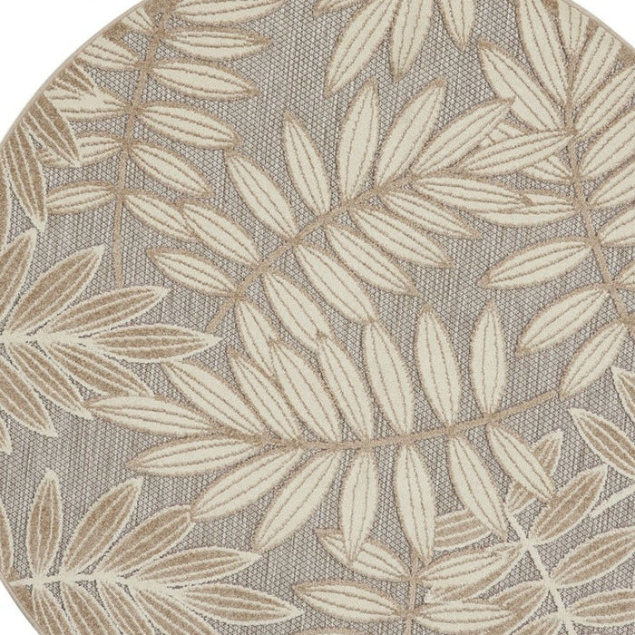 8' Round Round Floral Indoor / Outdoor Area Rug - Gray / Ivory