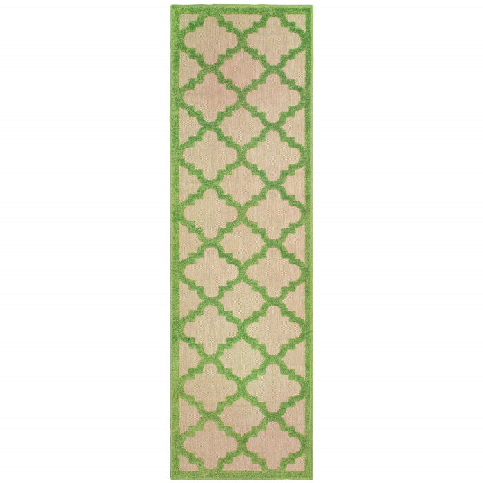 2' X 8' Geometric Stain Resistant Indoor / Outdoor Area Rug - Green