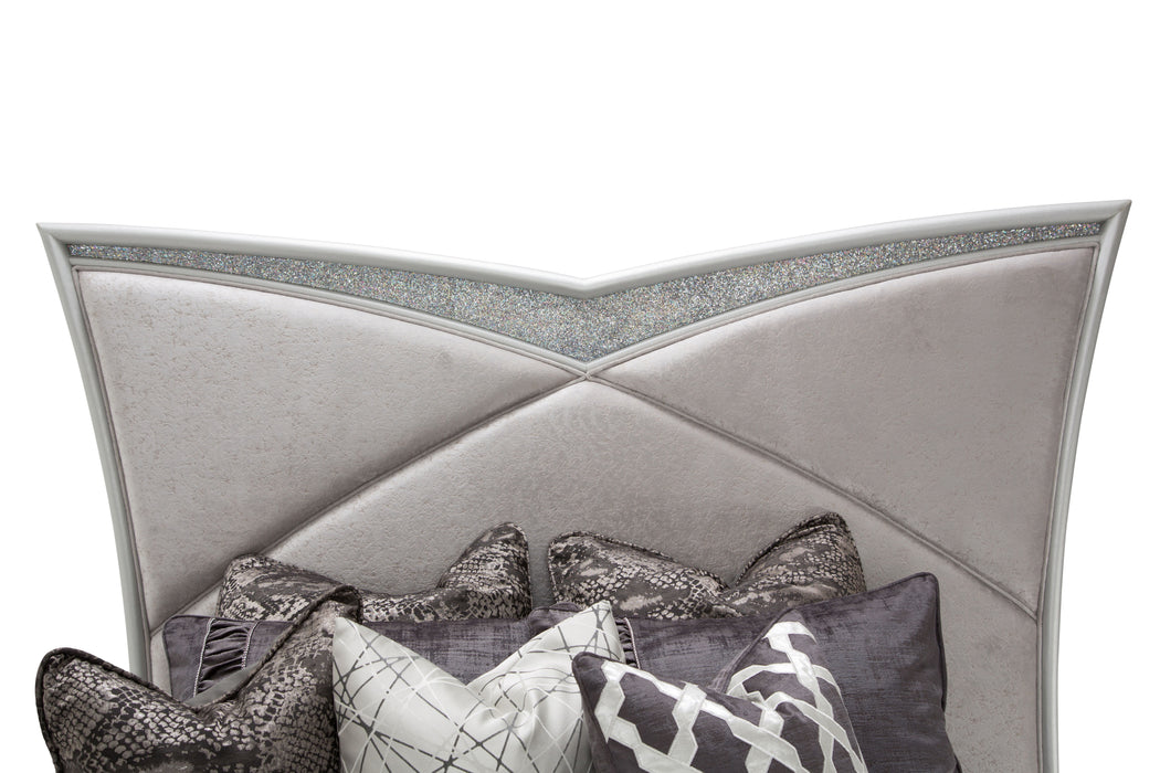 Melrose Plaza - Upholstered Bed