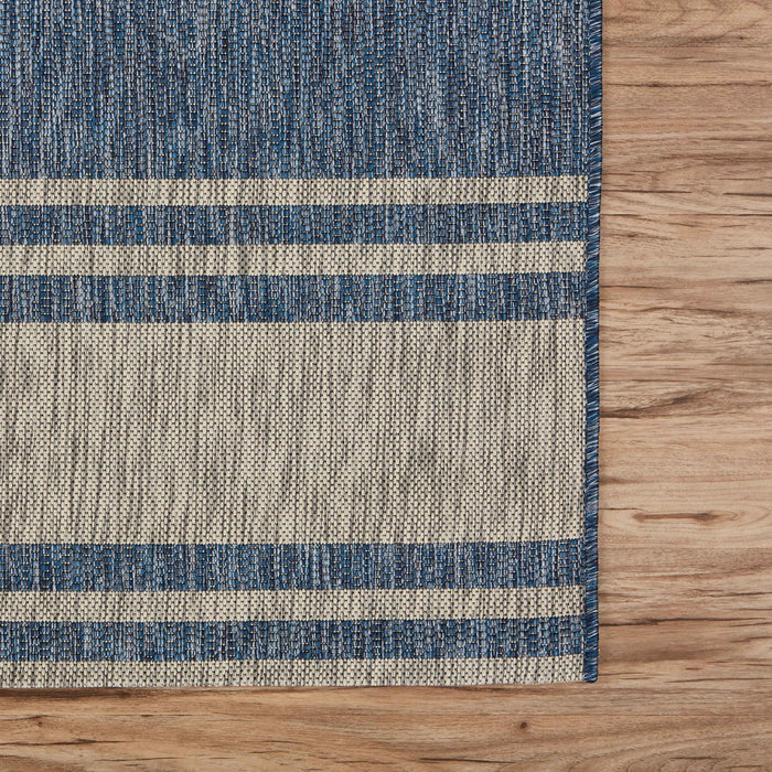 3' X 5' Captain'S Wheel Stain Resistant Indoor / Outdoor Area Rug - Blue / Gray