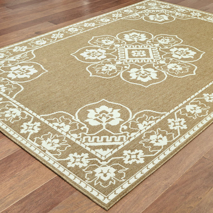 2' X 4' Oriental Stain Resistant Outdoor / Indoor Area Rug - Tan