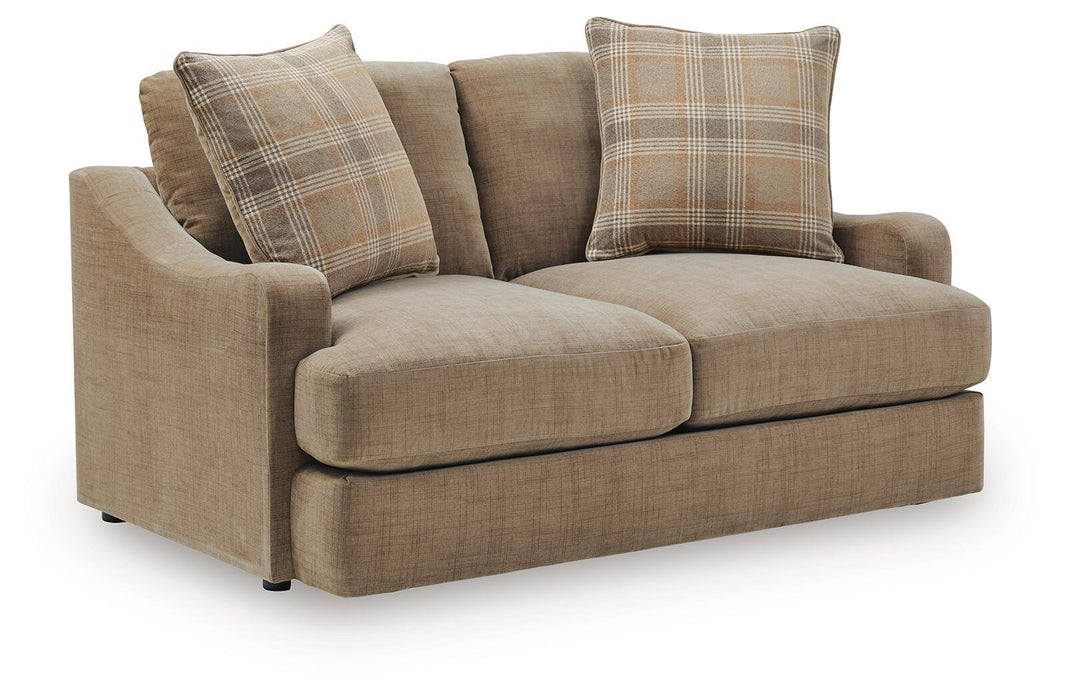 ChloeeAnne - Loveseat - Honey Benchcraft®