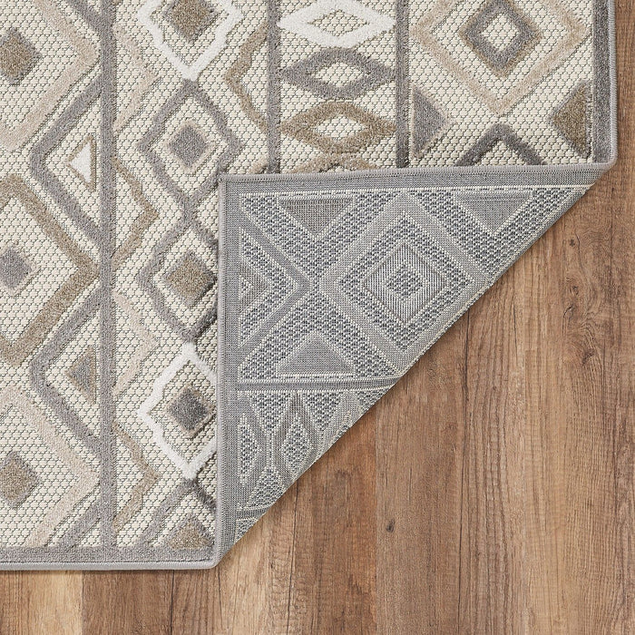 2' X 4' Southwestern Stain Resistant Indoor / Outdoor Area Rug - Gray / Ivory