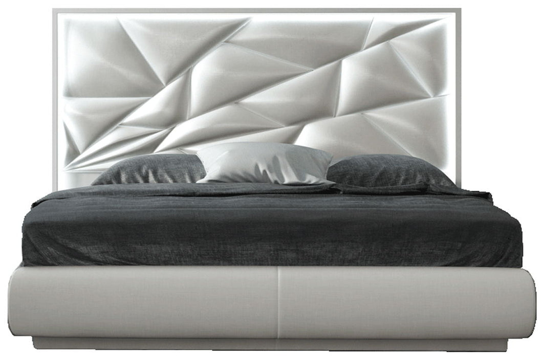 Kiu - Bed With Light Franco Spain