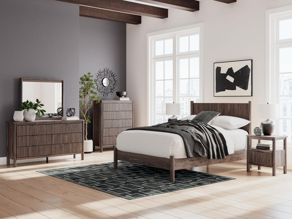 Pamytta - Six Drawer Dresser Signature Design by Ashley®
