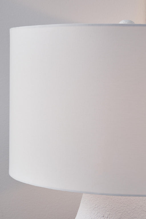 Dashland - Metal Table Lamp - White / Navy Signature Design by Ashley®