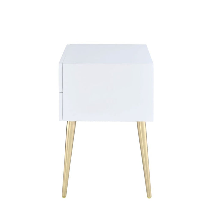 Denvor - End Table ACME