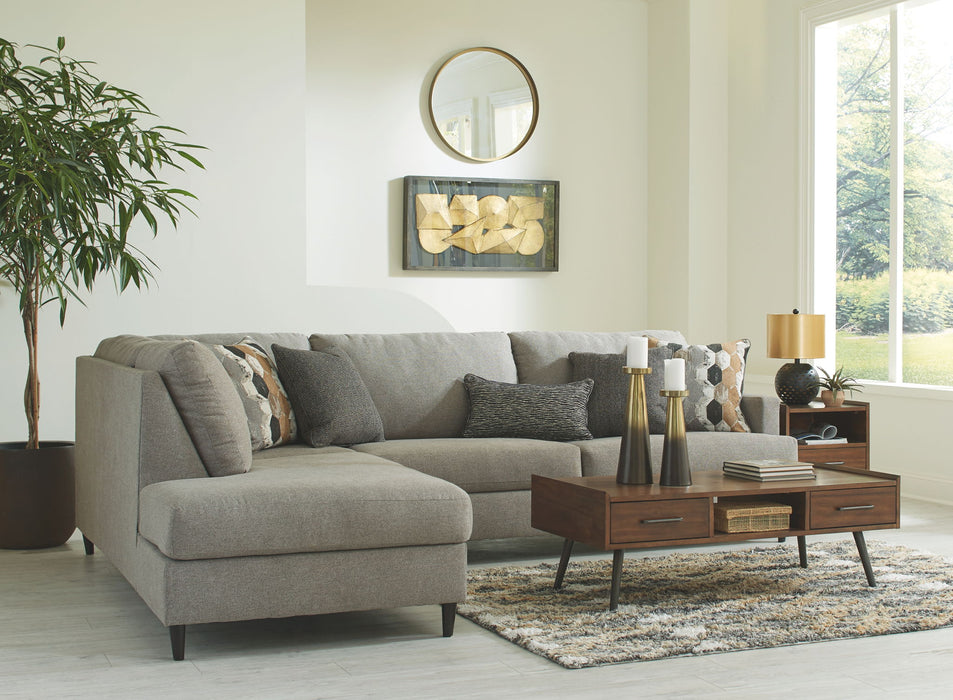 Santasia - Sectional Ashley®