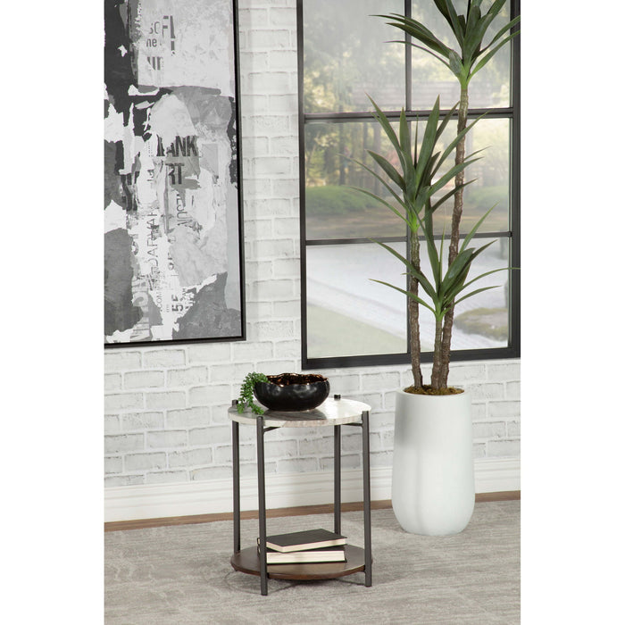 Bleskin - Round Accent Side Table With Shelf - White Furniture Max