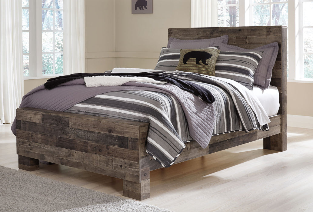 Derekson - Panel Bed Benchcraft®