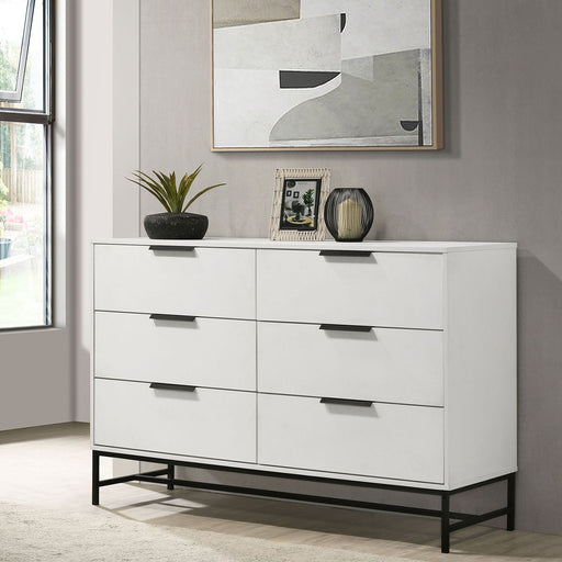 Taraval - 6 Drawer Bedroom Dresser - White Furniture Max
