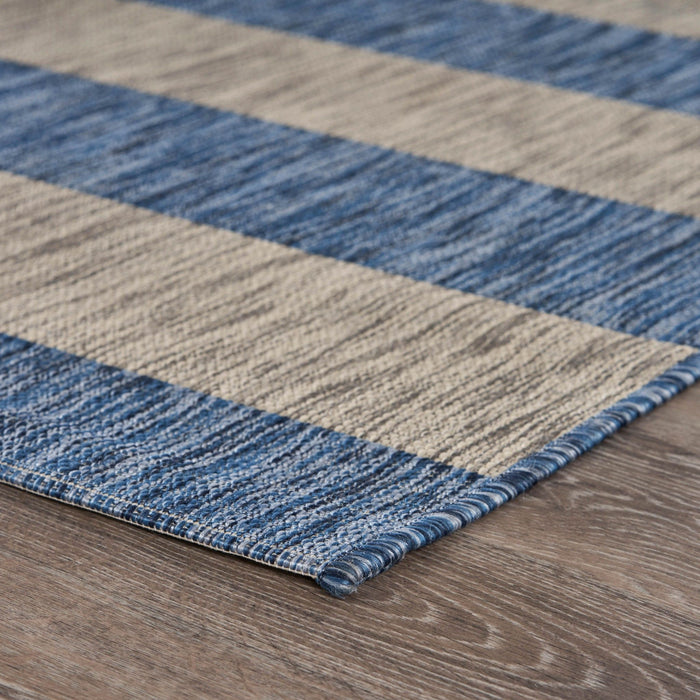 8' X 10' Striped Indoor / Outdoor Area Rug - Blue / Gray