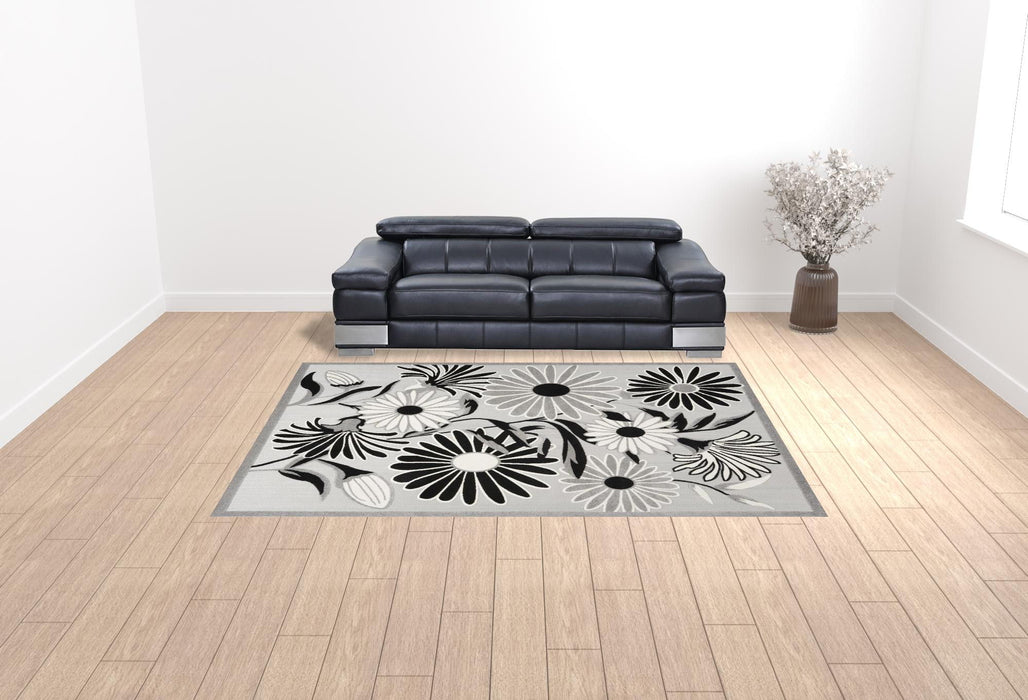 9' X 12' Floral Stain Resistant Non Skid Area Rug - Black / White