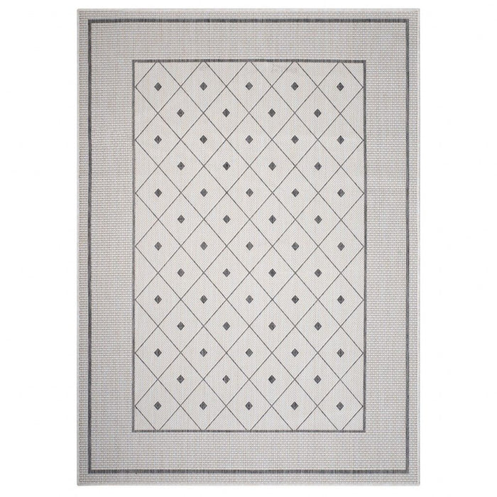 8' X 9' Indoor / Outdoor Area Rug - Gray