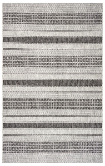 8' X 10' Indoor / Outdoor Area Rug - Gray / Black