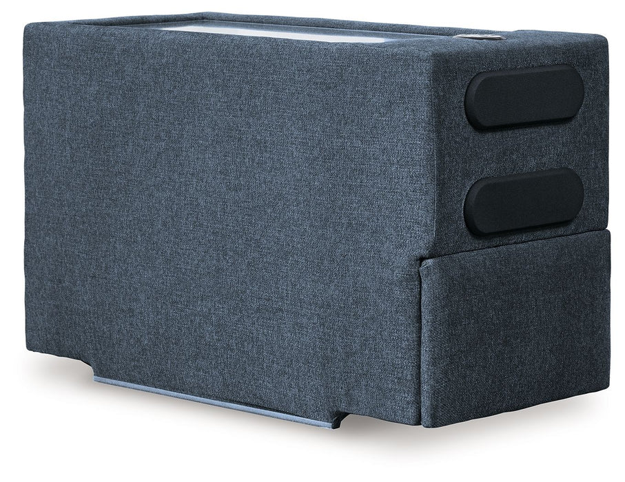 Modmax - L-Shaped Sectional - Ink Signature Design by Ashley®