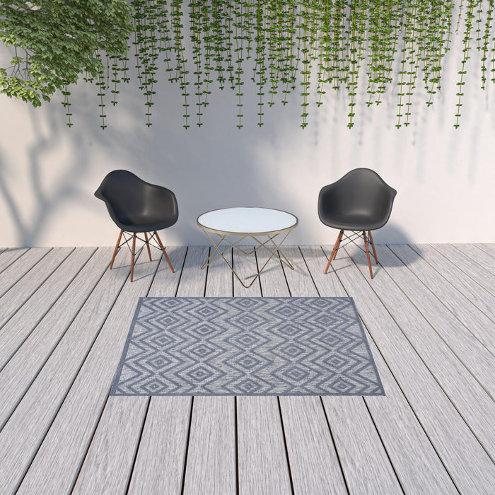 5' X 7' Argyle Indoor / Outdoor Area Rug - Denim Blue