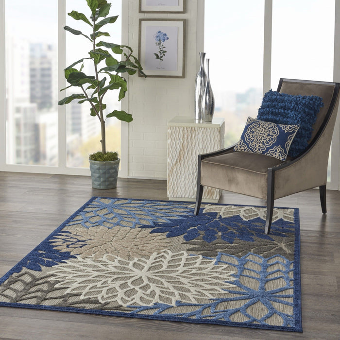 6' X 9' Floral Indoor Outdoor Area Rug - Blue