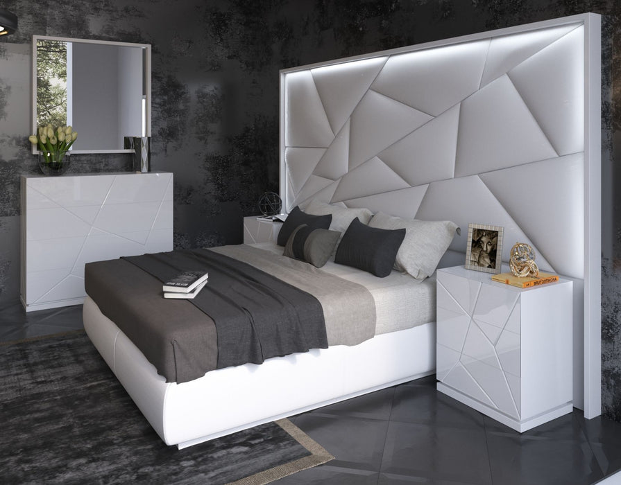 Majesty - Bed With Light Franco Spain