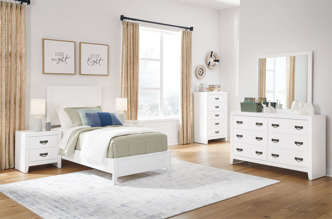 Binterglen - Panel Bedroom Set Signature Design by Ashley®
