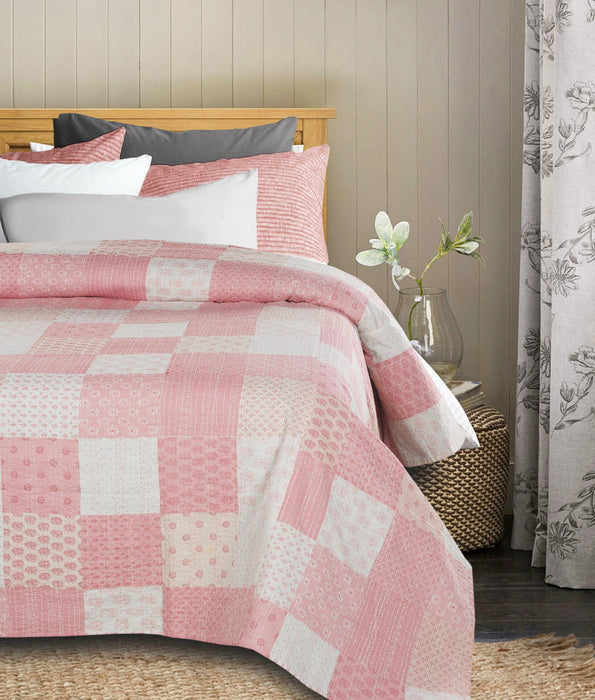 Knitted, Cotton Geometric Throw - Pink