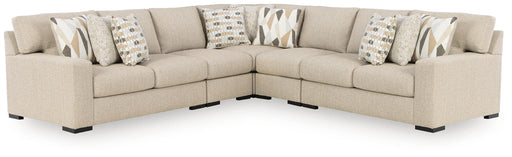 Laurelgrove - 5 Piece Sectional Benchcraft®