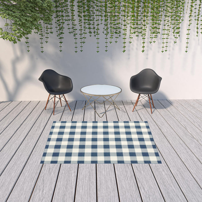 5' X 8' Geometric Stain Resistant Area Rug Outdoor / Indoor - Ivory / Blue