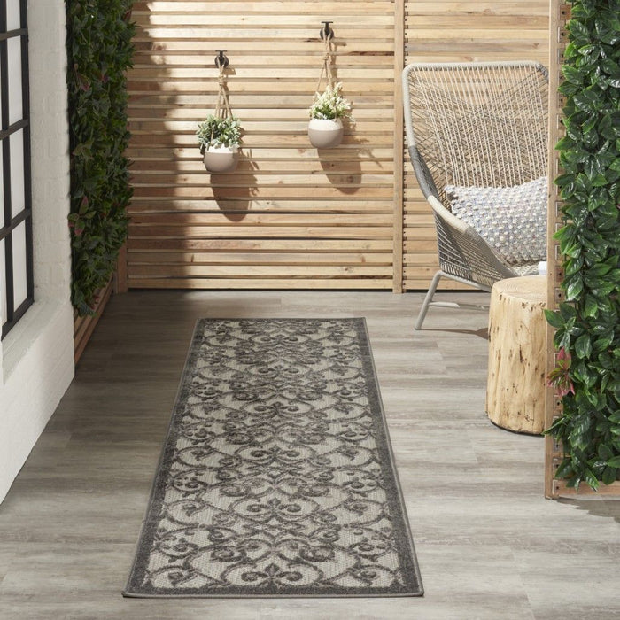 2' X 6' Floral Indoor / Outdoor Area Rug - Gray