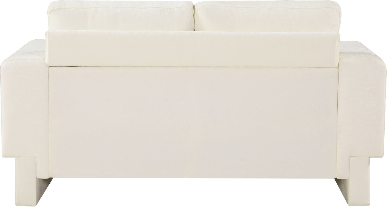 Madeline - Loveseat Meridian Furniture