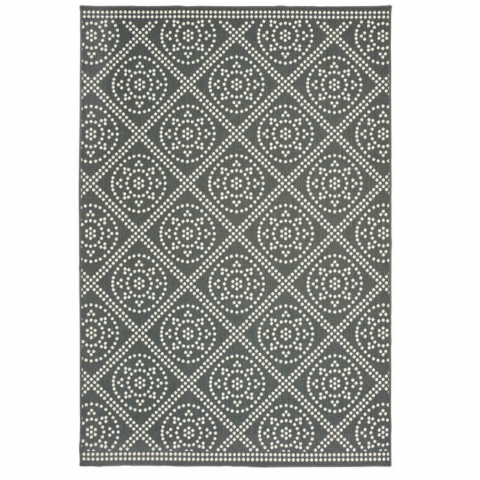 9' X 13' Geometric Stain Resistant Outdoor / Indoor Area Rug - Gray / Ivory