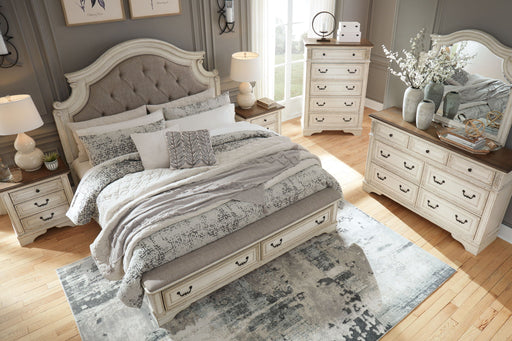 Realyn - Storage Bedroom Set Signature Design by Ashley®