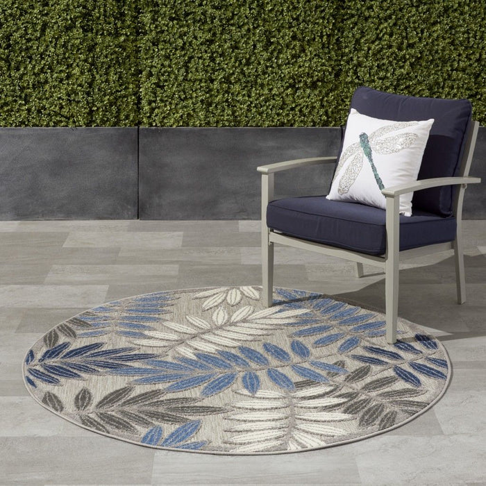 5' Round Round Floral Indoor & Outdoor Area Rug - Blue / Gray