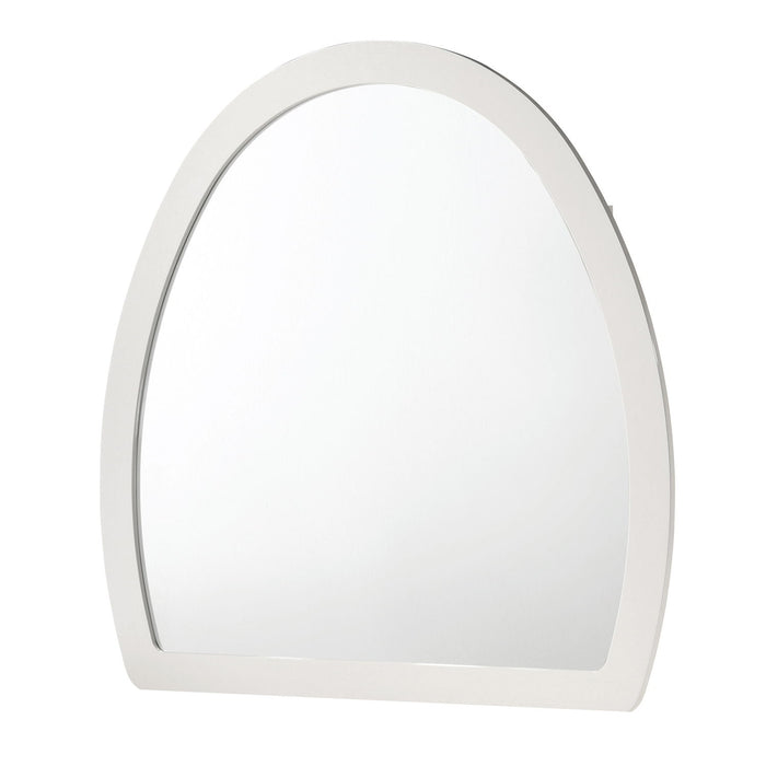 Giovanni - Dresser Mirror (Dresser Not Included) - White Matrix Furniture Group