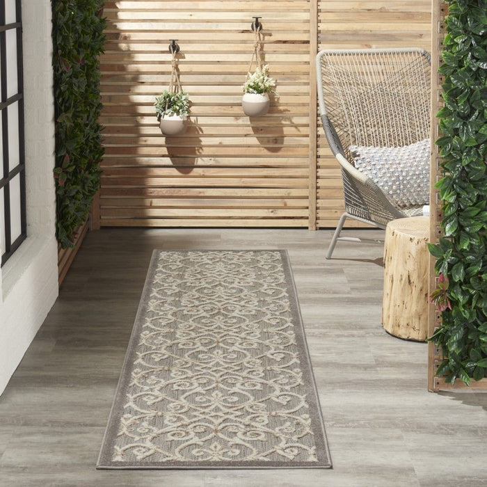 2' X 6' Floral Indoor / Outdoor Area Rug - Gray / Ivory