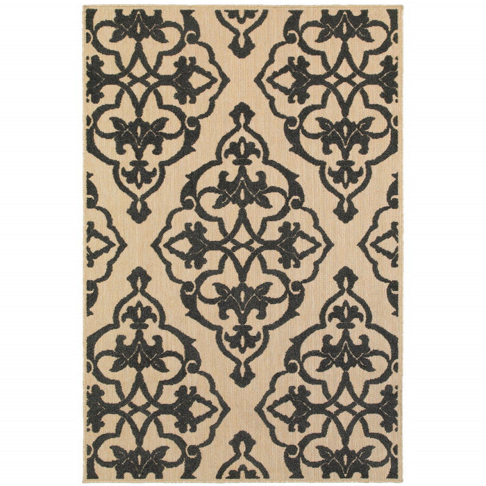 4' X 5' Oriental Stain Resistant Indoor / Outdoor Area Rug - Beige / Black