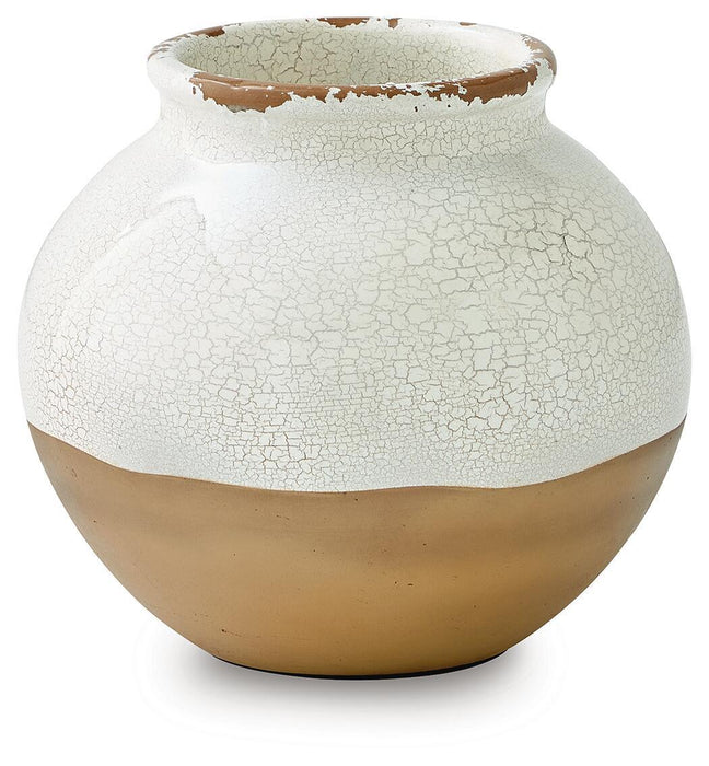 Vercott - Vase Signature Design by Ashley®
