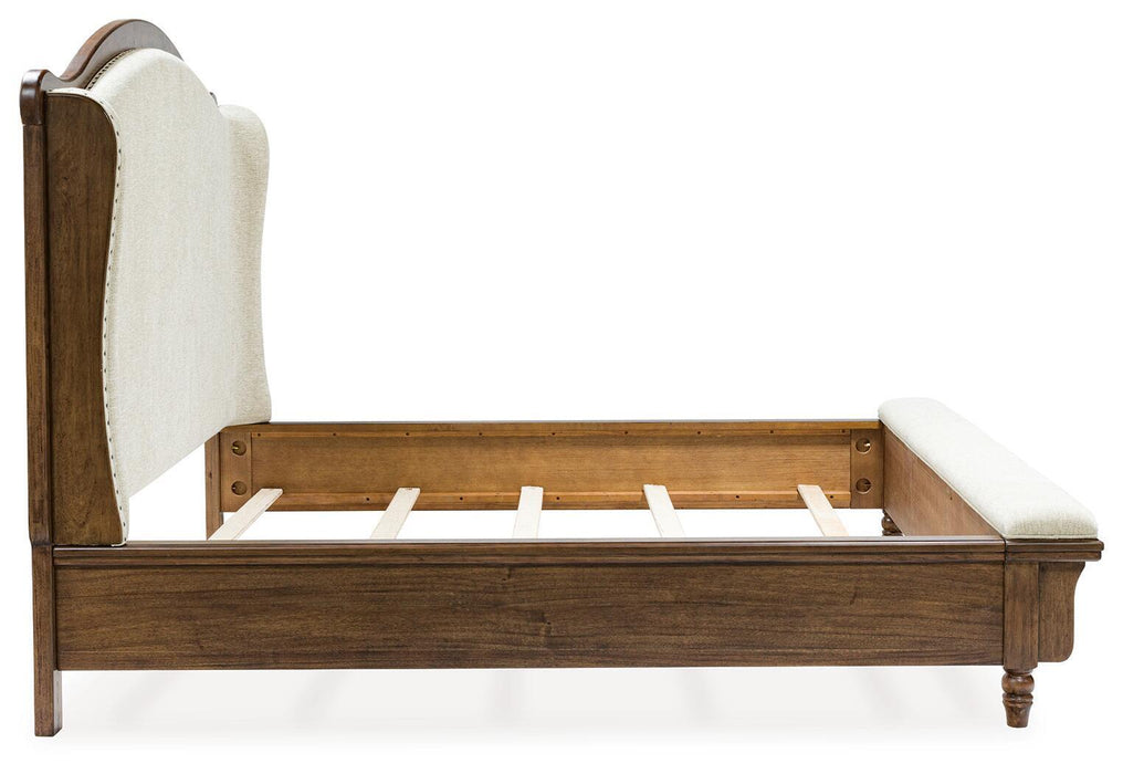 Sturlayne - Upholstered Panel Bed Benchcraft®