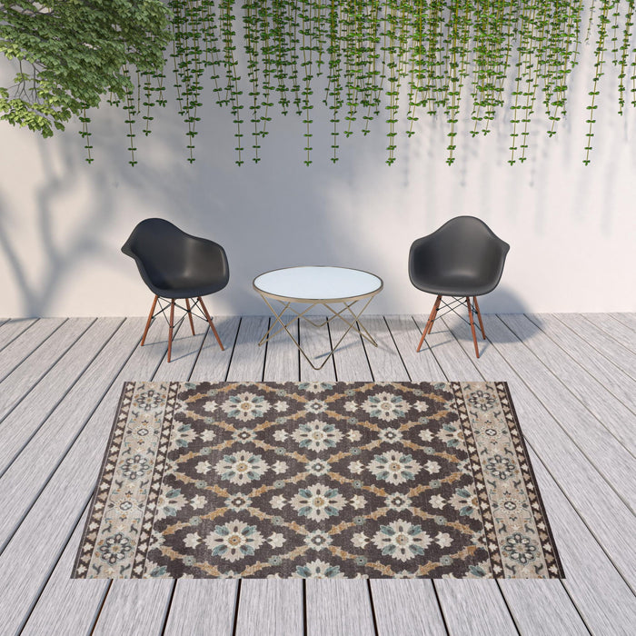 8' X 10' Floral Stain Resistant Outdoor / Indoor Area Rug - Brown