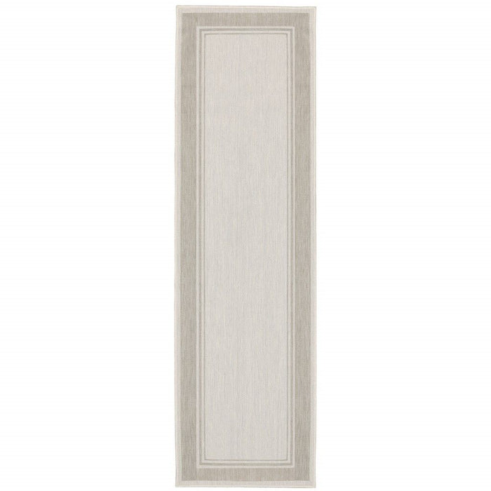 Outdoor / Indoor Area Rug - Gray / Ivory