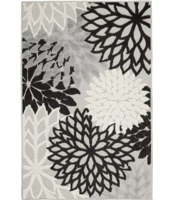 3' X 4' Floral Non Skid Indoor / Outdoor Area Rug - Black / White