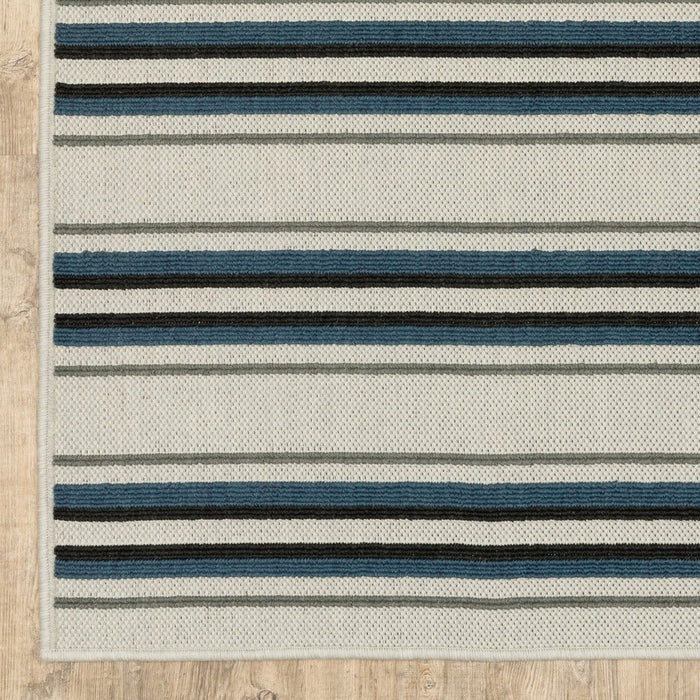 2' X 4' Geometric Stain Resistant Indoor & Outdoor Area Rug - Blue / Beige