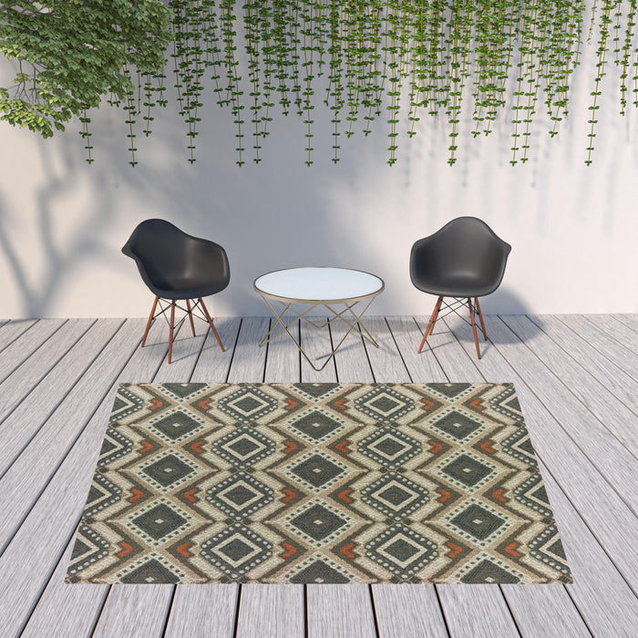 8' X 10' Geometric Stain Resistant Outdoor / Indoor Area Rug - Gray