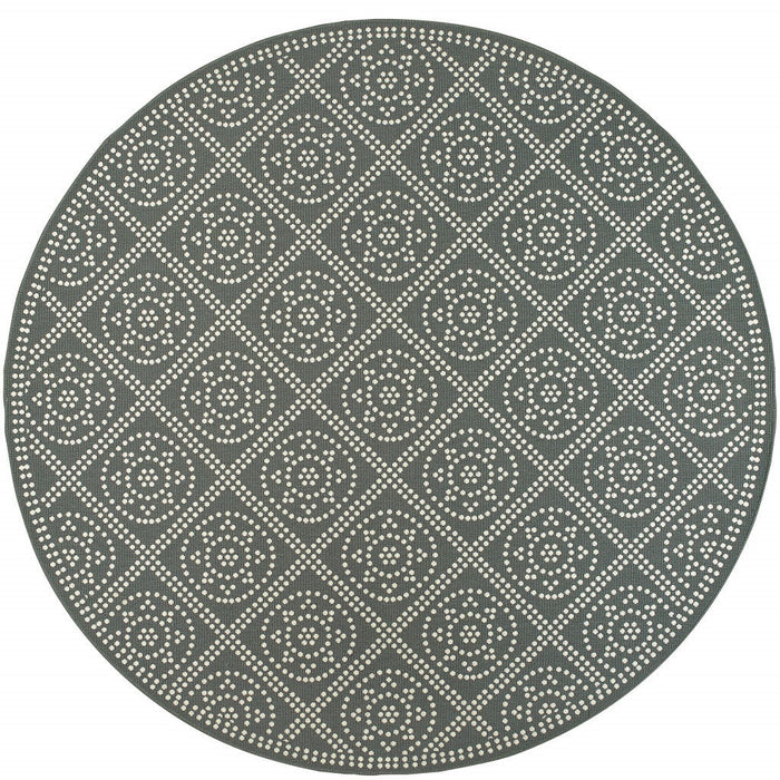 8' X 8' Round Geometric Stain Resistant Area Rug Indoor / Outdoor - Ivory / Gray