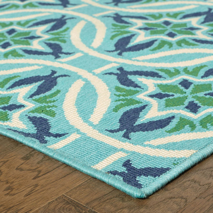 7' X 10' Geometric Stain Resistant Outdoor & Indoor Area Rug - Blue / Green