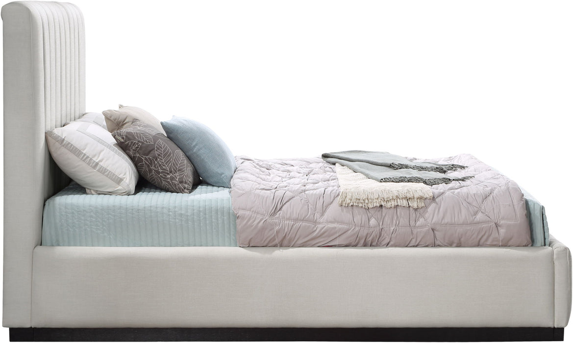 Lucia - Bed Meridian Furniture